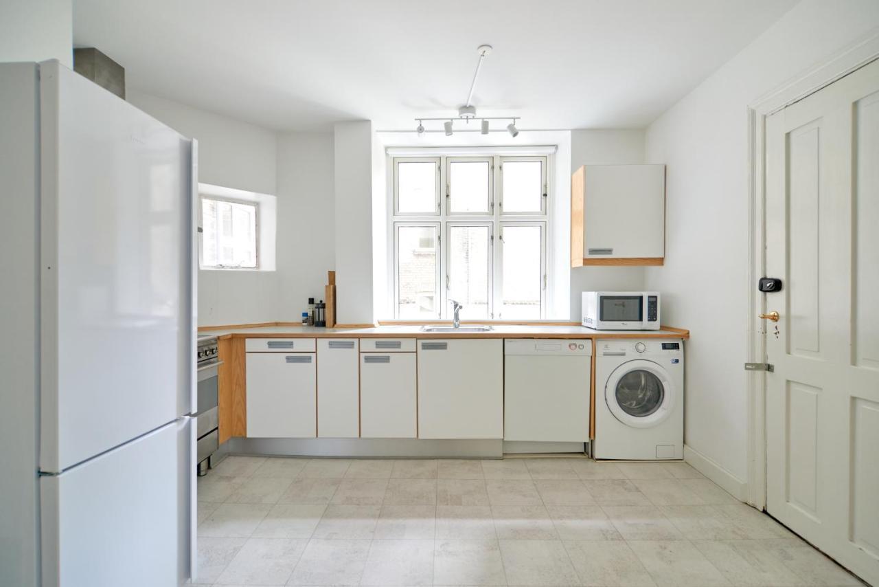 Xl Flat W 3 Bedrooms By Kings Garden In Cph City Kopenhagen Buitenkant foto